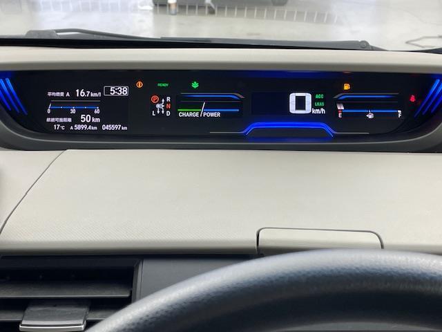 【スピードメーター】メーターがシンプルで見やすく運転しやすいですね！
