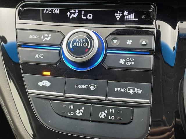 【運転席操作部】快適なドライブを楽しむための機能が装備されています！運転席から触れるので、使いやすいです！除菌プランいれていただくと、さらに清潔で安心していただけます！
