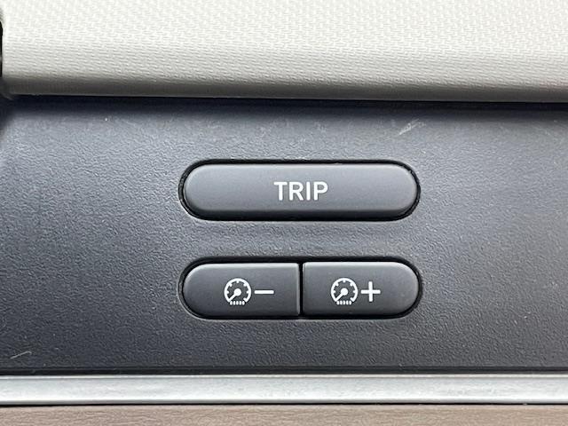 【運転席操作部】快適なドライブを楽しむための機能が装備されています！運転席から触れるので、使いやすいです！除菌プランいれていただくと、さらに清潔で安心していただけます！