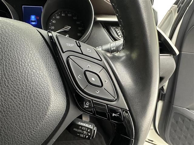 【運転席操作部】快適なドライブを楽しむための機能が装備されています！運転席から触れるので、使いやすいです！除菌プランいれていただくと、さらに清潔で安心していただけます！