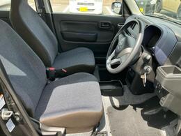 「この車の写真をもっと見たい」「状態が気になる」「この装備はついている？」どんな小さな疑問でもお気軽にお問い合わせください！