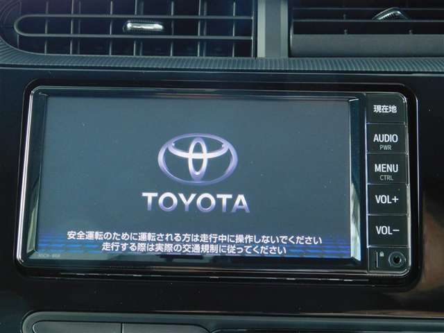純正エントリーナビ