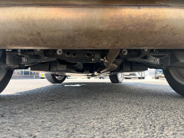 下回りがきれいなうちに、防錆加工の施工がオススメ。降雪地域はもちろん、沿岸部にお住いの方や、趣味でマリン・ウィンタースポーツをされる方にご好評いただいております。