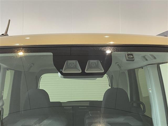 【スマートアシスト】車両に搭載した「ステレオカメラ」が周囲の状況を認識し、ドライバーの運転をサポートしてくれます！