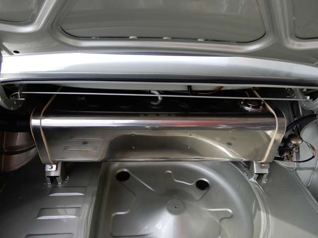 トランク・ステン燃料タンク・100L