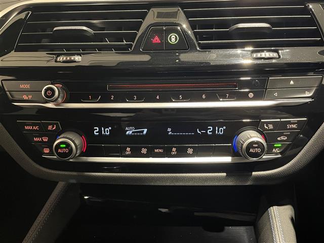 カーセンサーを見て電話しましたとお伝え下さい。0078-9711-254277までお気軽にお電話下さい。全国納車可能です。納車方法に関してもお気軽にご相談ください。