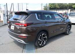 マルチアラウンドカメラ　障害物センサー　後側方車両検知警報システム　電動リヤゲート