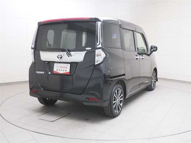 走りにこだわりながら収納力も持ち合わせたお車です。荷物を載せて軽快なドライブを楽しめますよ♪