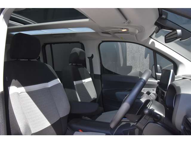 専門の知識を持ったコーディネーターが、お客様にぴったりのお車をご提案をさせていただきます。ご気軽にお立ち寄りくださいませ。