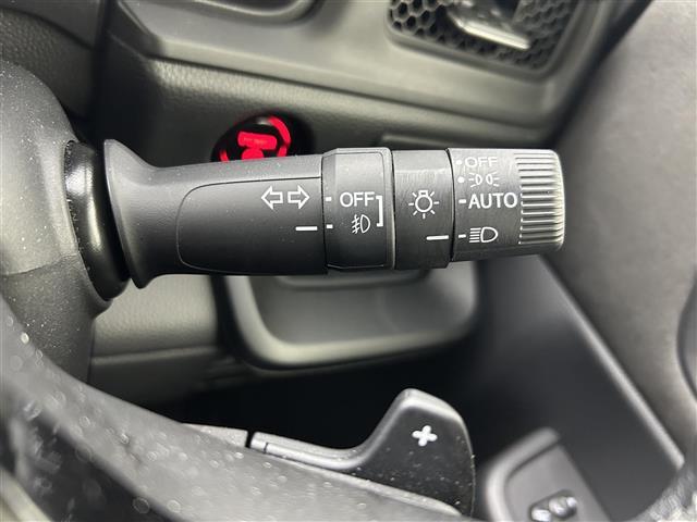 【運転席操作部】快適なドライブを楽しむための機能が装備されています！運転席から触れるので、使いやすいです！除菌プランいれていただくと、さらに清潔で安心していただけます！
