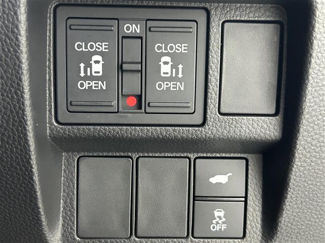 【運転席操作部】快適なドライブを楽しむための機能が装備されています！運転席から触れるので、使いやすいです！除菌プランいれていただくと、さらに清潔で安心していただけます！