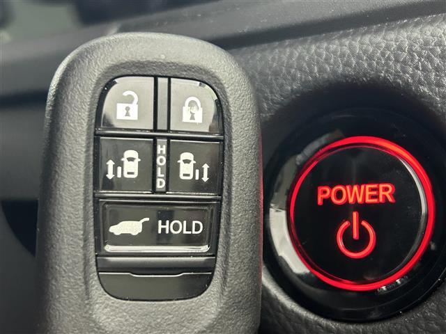 【付属品】このクルマ限定で使える装備品が付いています！使い方などはぜひ実際に店舗にお越しいただき、専門スタッフにお尋ねください！