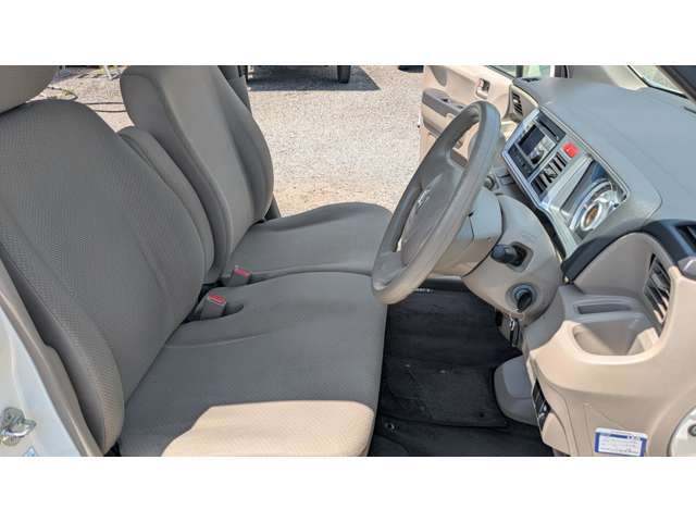 第三者機関のAISによる厳しい車両状態の査定済車両を多数ご用意。内装や外装の状態から、機関、修復歴の箇所やダメージまで全て掲載されていますのでご検討のお役に立つ事間違いありません。