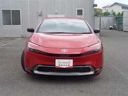 トヨタ認定中古車の3つの安心付きです。1.まるごとクリーニング済み2.車両検査証明書3.ロングラン保証