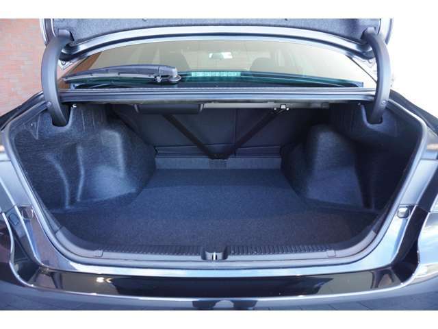 中古車でも★安心の純正オプション★を装着できるのが正規ディーラーでもある当店の強みです！