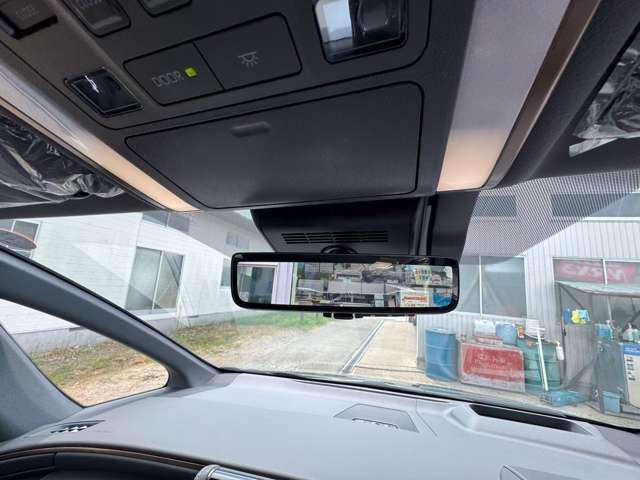 ★納車時には当社ベテラン整備士がお客様のお車を点検・整備してからお渡しいたします★