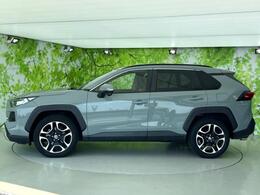 WECARSの在庫ページをご覧いただき誠にありがとうございます！WECARSは「お客様第一」をモットーにお客様のカーライフを全力でサポートいたします！