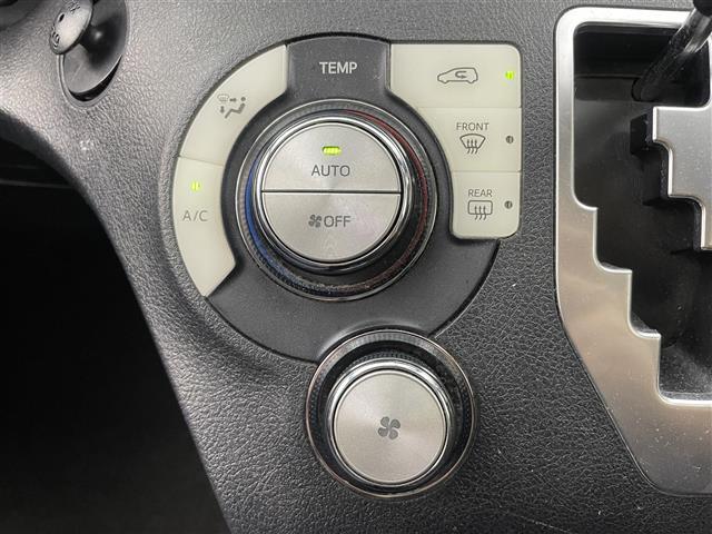 【シフトレバー】シフトも操作しやすく快適なドライブを楽しんでいただけます！