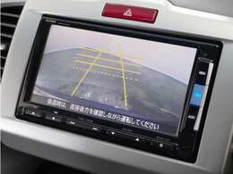 ◆バックカメラ◆リバースにするだけで映ります、後方の安全確認や、狭い駐車場での車庫入れ、雨の日や夜間など視界の悪い時に便利です！安全にバックする為には欠かせない装備です。