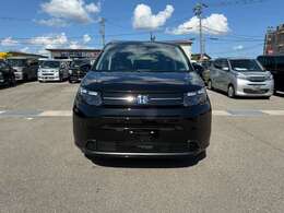 在庫数は約800台！！ 年間販売台数は約4000台！！ 大量販売・大量仕入で1台あたりのコストを削減しています！！