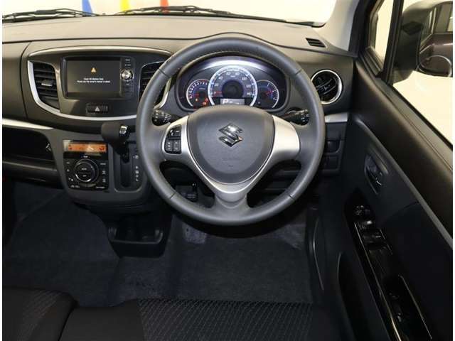 視認性の良い運転席ビュー