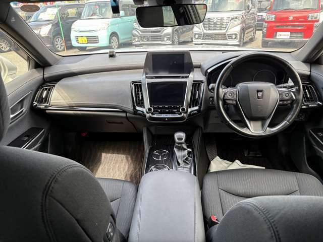中古車を購入する際、オートローンの金利は重要な要素です。当店では、お客様の負担を軽減するために、業界でも特に低い金利を提供しています。