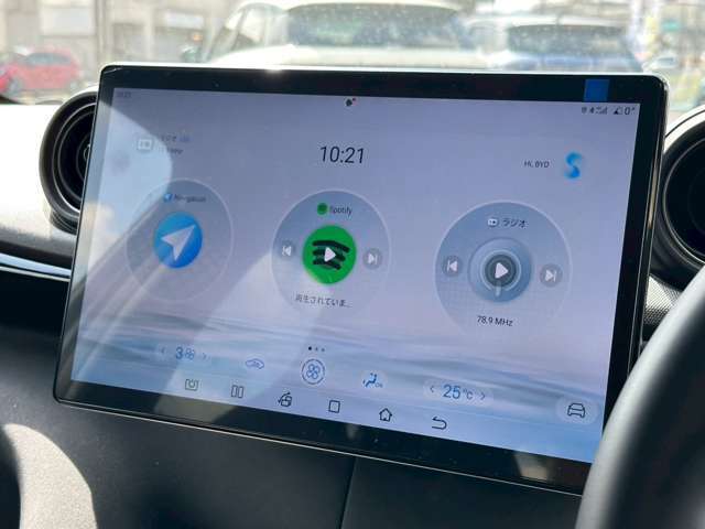 ナビゲーションも標準装備です！AppleCarPlay、androidautoにも対応しております！