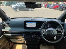 運転席まわりです。細かいオプションなど、気になるところがあればお気軽にメールやお電話等でお問合せください。