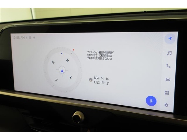 ディスプレイオーディオを装備。スマホとクルマをつなぐことで、これまでのナビに加えて、いろんなサービスが楽しめます。