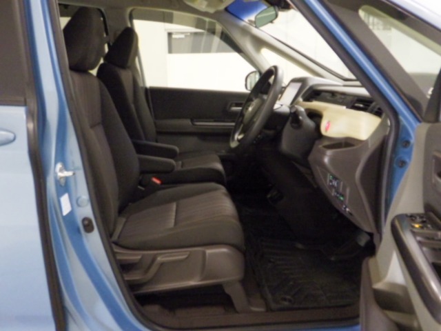 【禁煙表記について】　タバコを含めた車内のニオイに関しては、個人の主観となる為、ご来店時にお客様に確認して頂いておりますので、ご了承下さい。