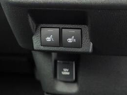 運転席＆助手席シートヒーター：座面を素早く温め寒い日でも快適にドライブできます。