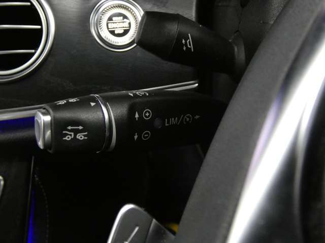 フル装備　ABS　ESP　SRSエアバッグ　AGILITY CONTROLサスペンション