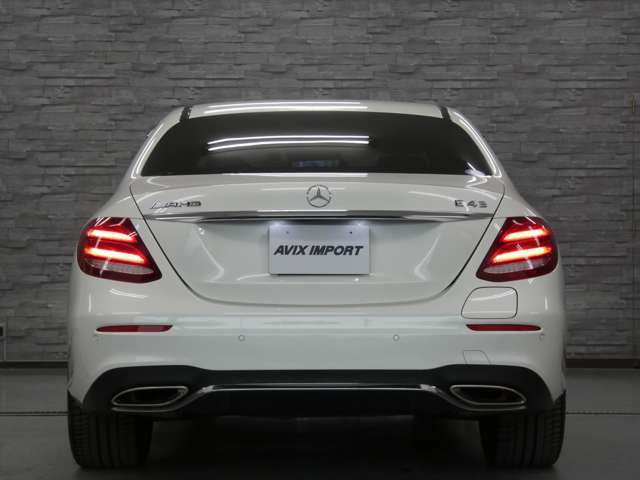 使い勝手の良い純正HDDナビに360°カメラシステム、さらにはレーダーセーフティパッケージが安全運転を全面的にサポートし事故を未然に防いでくれます！！