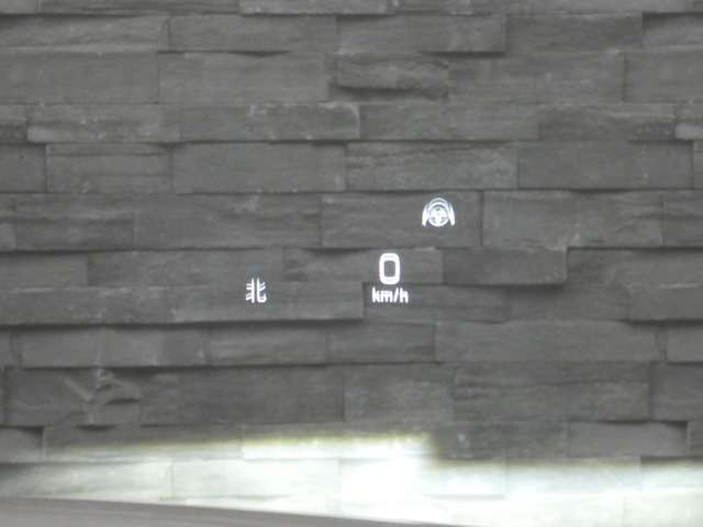 スポーツ専用エクステリア(AMG製フロントスポイラー・サイド＆リアスカート)　 専用19インチAMGアルミホイール