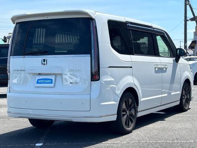 全国に店舗を展開しているのでどこでもお取り寄せが可能です！この車が気になるけど遠方だから・・・と諦める必要はありません！※別途陸送費が必要です。