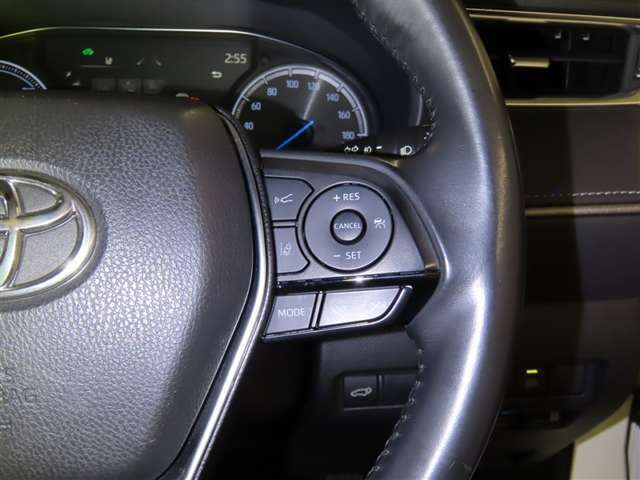 クルーズコントロールを装備しております。