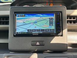 ナビ付きなのではじめての場所などへのドライブも安心！