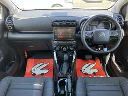 ★クルーズコントロール★アクティブセーフティブレーキ★レーンディパーチャーウォーニング★インテリジェントハイビーム★オートライト★LEDヘッドライト