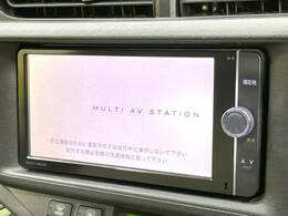 【純正ナビ】人気の純正ナビを装備しております。ナビの使いやすさはもちろん、オーディオ機能も充実！キャンプや旅行はもちろん、通勤や買い物など普段のドライブも楽しくなるはず♪