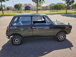 それなりに綺麗でそれなりにチープですが愛せる個体です