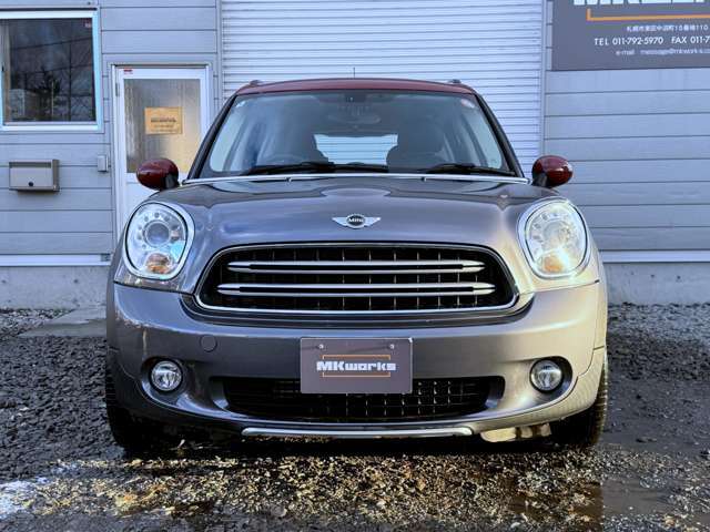 ミニクーパーD　オール4　パークレーン入庫しました！専用ボディカラー、ナビゲーションパッケージ、フルセグTV、バックカメラ、クルコン、シートヒーター、夏冬タイヤ付き！！お気軽にお問い合わせください。