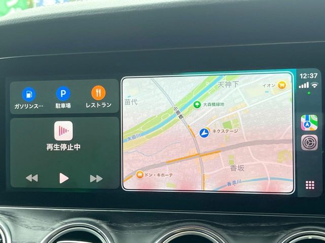 ●Apple　Car　Play：スマホとの有線接続で、ナビ・オーディオ再生などスマホのアプリ機能が画面でも使える便利機能です！