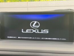 【10.3インチワイドナビ】高級感とインパクトのある大型ワイドナビを装備。各種オーディオ操作はもちろん、横長ワイド画面でのマップ2分割表示など、利便性も高いナビです♪