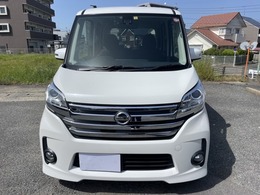 お客様のカーライフをサポートいたします！販売、車検、整備板金まで当店へお任せくださいませ。