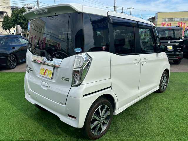 当社の展示車は全車両に車両状態説明書を掲示しております。修復歴の有無は勿論、ドア等の外板の交換歴の有無までも表示☆口頭説明では無く書面にてお渡ししております☆