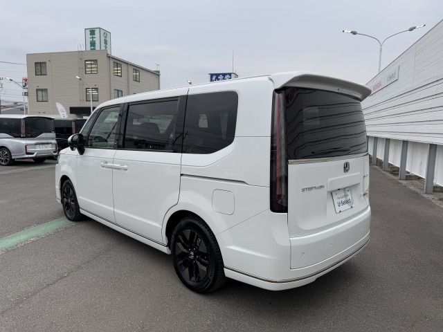 車両状態証明書付き車両です。車両状態を検査員が評価をし、結果を点数で表示しております。1台1台プロの目で事細かにチェックしている車両ですので、ご安心してお買い求めしていだけます。