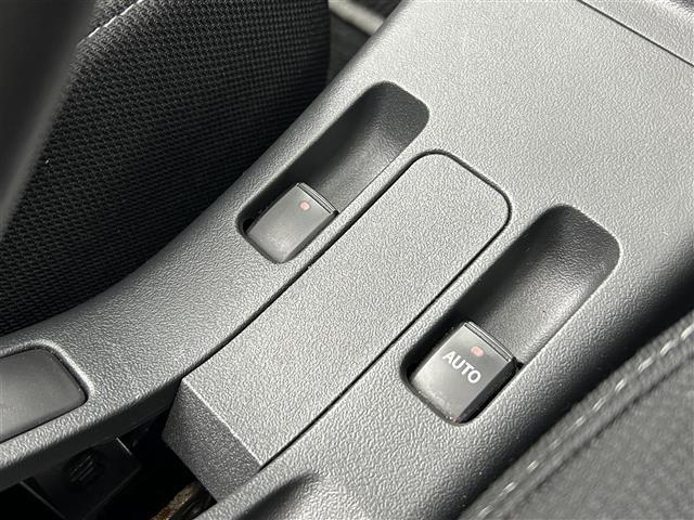 【運転席操作部】快適なドライブを楽しむための機能が装備されています！運転席から触れるので、使いやすいです！除菌プランいれていただくと、さらに清潔で安心していただけます！