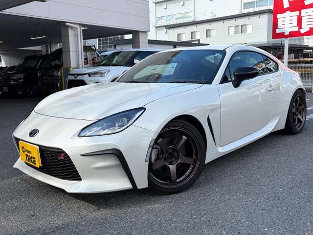 当店は自動車保険の正規代理店です！3社扱っておりますのでお客様に合った保険を提案させて頂きます！もしもの事故の際も当店にお任せください！アフターサービスが充実しておりますのでご安心ください！