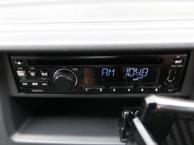 スズキ純正のオーディオがついています！AM/FMラジオはもちろん、CD再生やUSB入力にも対応しています！