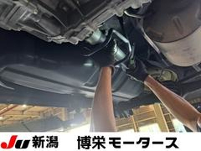 ★車検・整備★博栄モータースの車検は自社で検査が受けられるから、最短で朝お預かり→夕方納車が可能です。※整備内容や交換部品によっては当日中にお渡しできない場合もございます。ご了承ください。